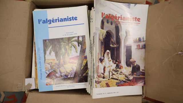 L’ Algénialiste; Revue du cercle algérianiste. Des anciens d’outr...