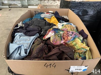 CAM - Box de vêtements (Réf P2449 06/03) - Photo 1