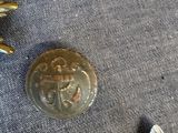 a lot of small metal objects that are on a table