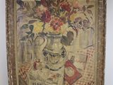 tableau représentant un vase de fleurs posé sur une table, à côté d'un livre