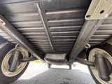 un gros plan de l'arrière d'un camion