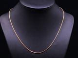 a gold chain necklace on a mannequin mannequin mannequin mannequin mannequin mannequin mannequin mannequin manne