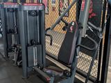 a lot of machines that are in the gym