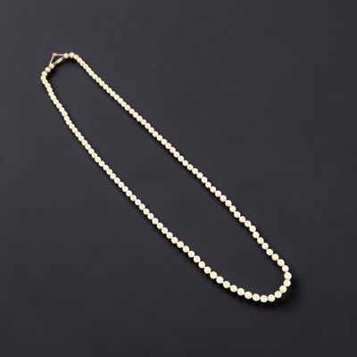 Collier de perles de cultures, le fermoir en or 18K (750e) C… - Photo 1