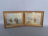deux tableaux représentant des bateaux sur l'eau, avec le ciel en arrière-plan