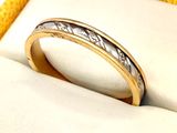 an image of a wedding ring in a box