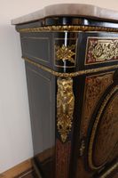 Buffet à hauteur d'appui en marqueterie dite Boulle ouvrant … (photo 4)