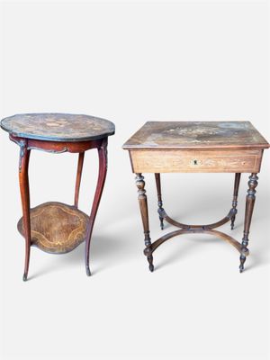 paire de tables d'appoint françaises du XIXe siècle avec plateau en marbre