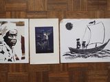 trois photos d'un homme dans un bateau accrochées au mur