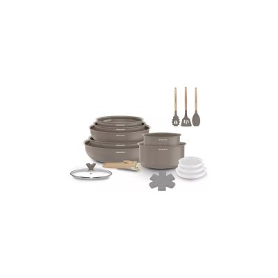 an image of a set of kitchen utensils on a white background