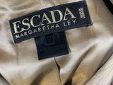 an image of a close up of a jacket on a mannequin mannequin mannequin mannequin mannequin mannequin mannequin