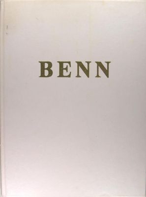 un livre blanc sur lequel est écrit le mot « benn »