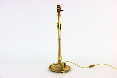 lampe sur pied en laiton plaqué, avec un abat-jour doré