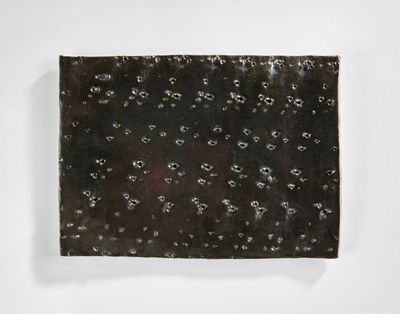 une image d'une œuvre d'art qui se trouve sur un mur