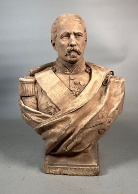 statue of a bust of a man in a military uniform