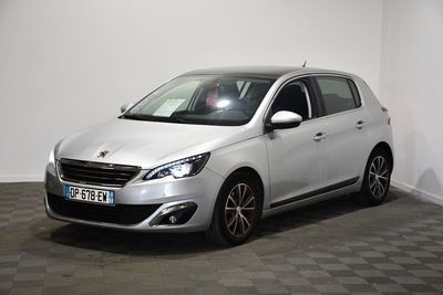 VP PEUGEOT 308 1,2 PURE TECH 130 ALLURE - Dmec : 20/02/2015-…