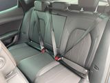 a seat belt in the back of a car