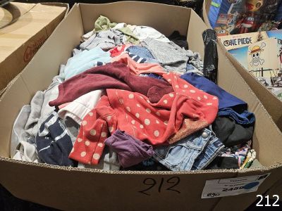 VEN - Box de vêtements (Réf 2459 09/03) - Photo 1