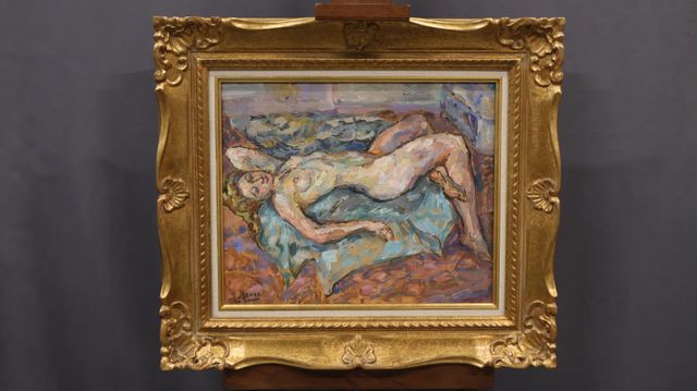 Mania MAVRO (1889 / 1969) « Nu allongé » huile sur panneau, signé...