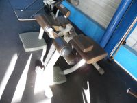 2 machines de musculation TECHNOGYM spéciales seniors (photo 2)