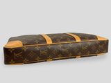 louis vuittoup toiletry bag in monogram canvas