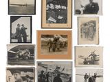 plusieurs vieilles photographies en noir et blanc représentant des hommes et des femmes en uniforme militaire