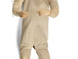 une image représentant une poupée à l'effigie d'une femme dont le corps est recouvert de bandages