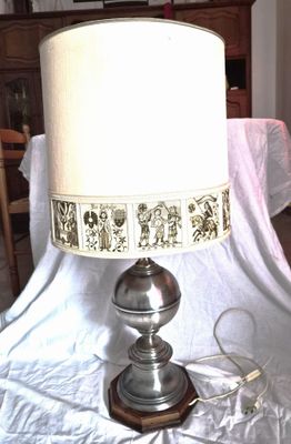 Lampe de table allemande des Années 70, pied en métal sur so…