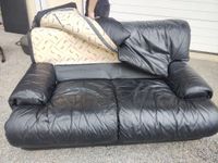 ROCHE BOBOIS, canapé deux places en cuir noir. (photo 5)