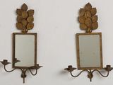 paire de miroirs anciens en forme de feuille, en laiton, fixés au mur
