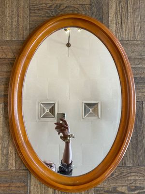 une personne se prenant en photo dans un miroir