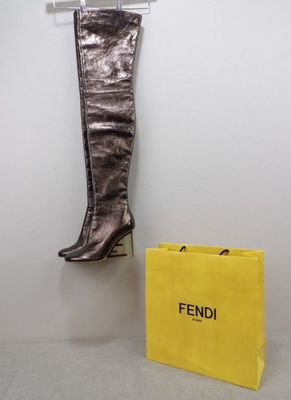 bottes Fendi métallisées montant jusqu'aux genoux