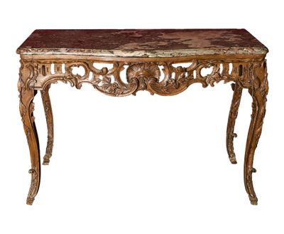 image d'une table en bois avec un plateau en marbre sur fond blanc