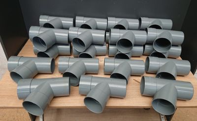 Lot de 23 Tés pvc -ADEQUA BT16- mâle / femelle - 67°30 - dia…