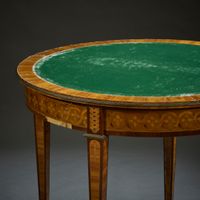 Table demi-lune en placage de satiné et marqueterie, la cein… (photo 4)