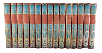 six livres d'affilée avec des couvertures bleues et orange