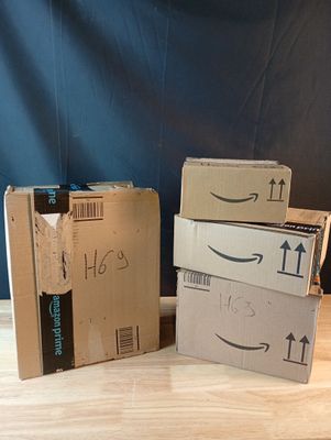 Lot de 4 colis Mystere (Retour Amazon,NPAI, Adresse incomple…