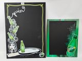 une photo d'un tableau noir sur lequel est dessinée une bouteille de bière