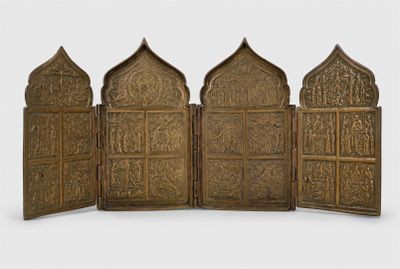 paravent en laiton à quatre panneaux, orné de sculptures sur les côtés