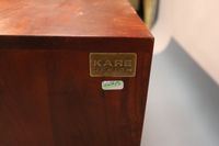 *KARE DESIGN. Enfilade en mélaminé aspect acajou, à décor de… (photo 4)