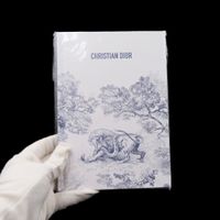 Lot de petits carnets Christian DIOR comprenant : (photo 4)