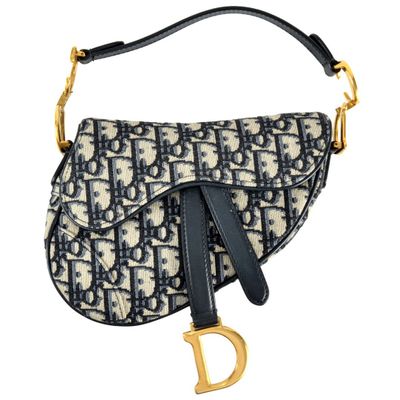 Marque : Dior Modèle : Trotter Mini Saddle