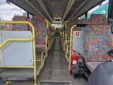 de nombreux sièges vides dans le bus