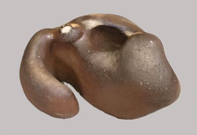 an image of a sculpture of a dog ' s head