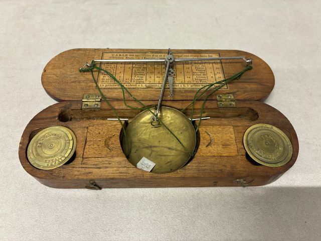Trébuchet de poche en coffret bois 