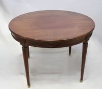 Grande table circulaire en bois, à système, reposant sur qua…