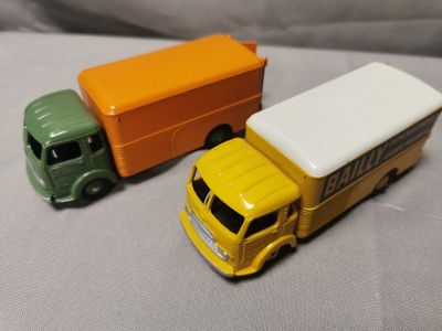 DINKY TOYS FR Camion SIMCA Cargo "Bailly" jaune toit blanc, …