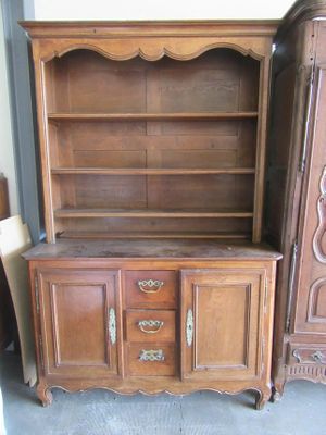 207.56 - VAISSELIER / BIBLIOTHEQUE EN CHENE MOULURE - 220x15…