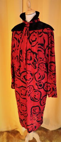 UNGARO Sola Donna Paris – Jolie Robe longue en laine rouge et mot...