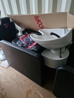 Tout le mobilier du salon de coiffure comprenant : (photo 5)